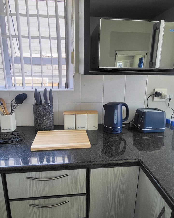 Apples 6b Apartment *